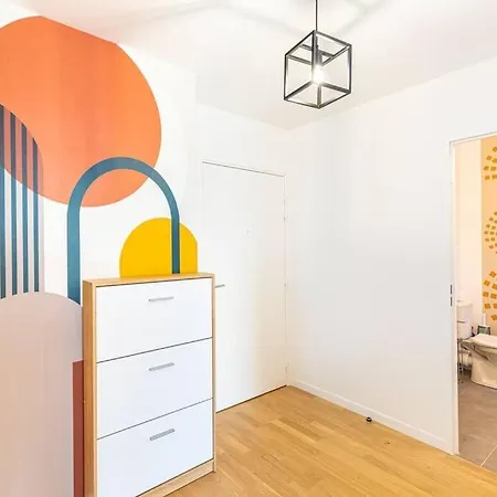 Guestready - French Kintsugi In * Aubervilliers